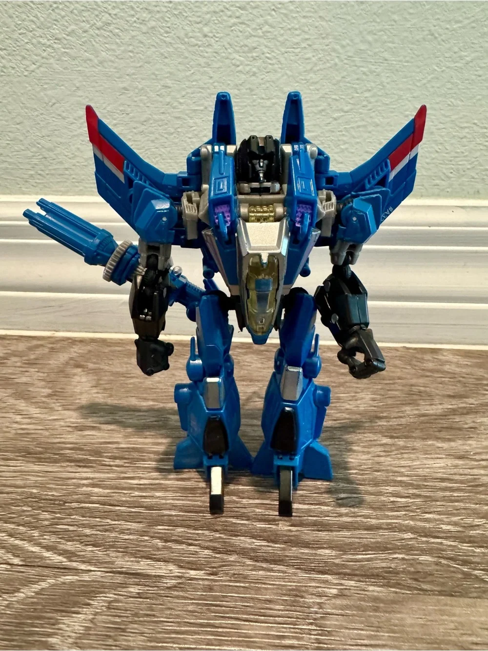 Transformers Generations Deluxe Class Thundercracker